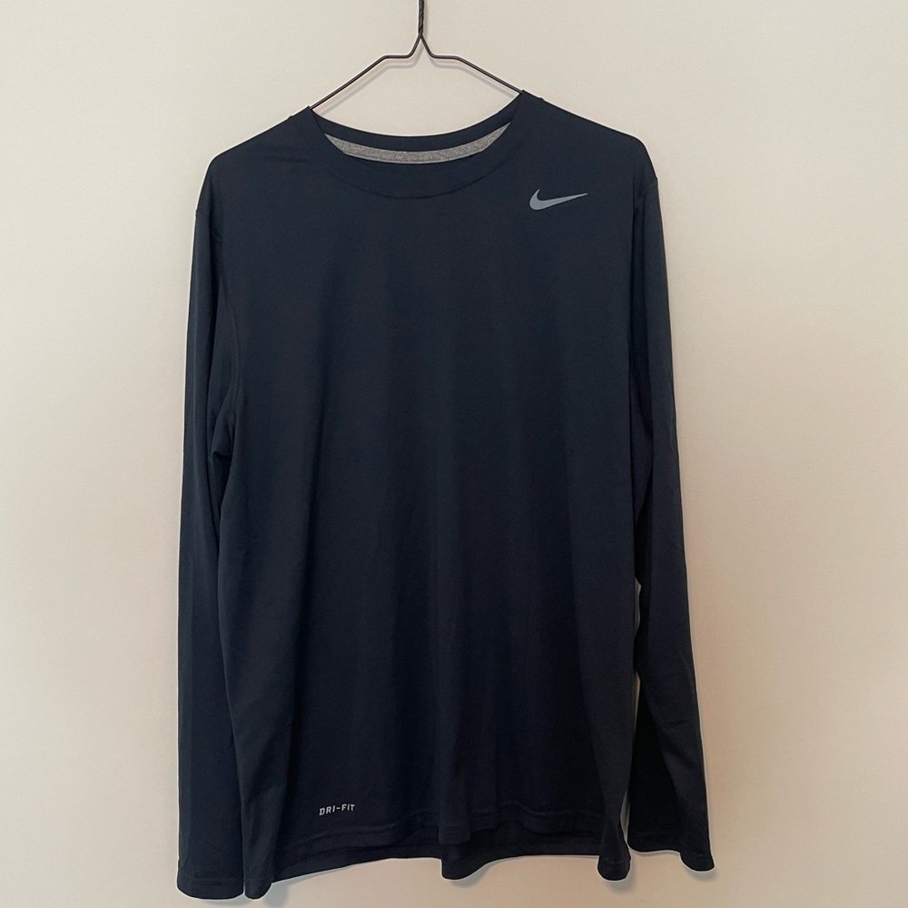 Nike Mens Large Dri-Fit Long Sleeve Shirt!